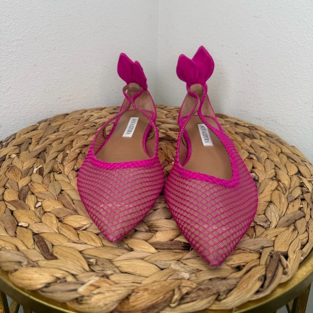 Aquazzura point flat